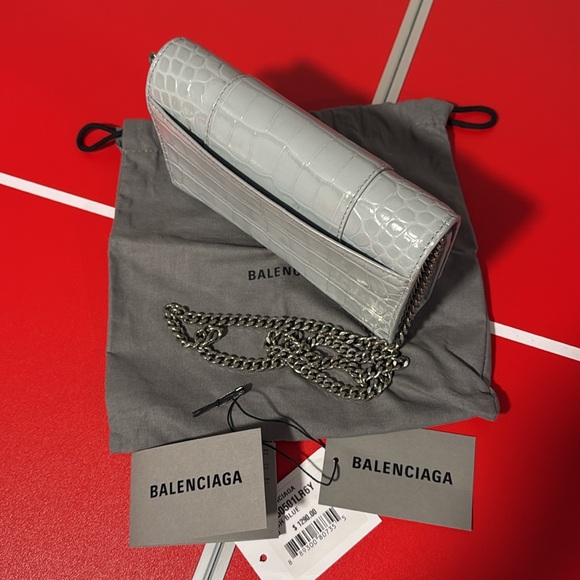 BALENCIAGA Hourglass leather crossbody bag - Picture 11 of 13